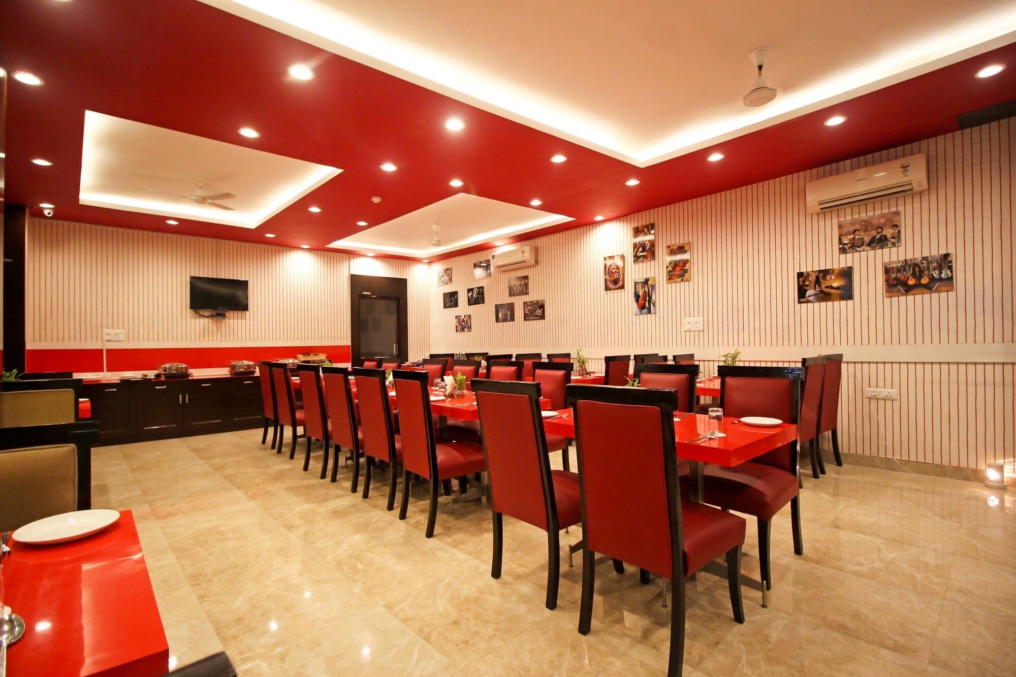 Oyo 9841 The Vivir 1 Hotell Noida Exteriör bild