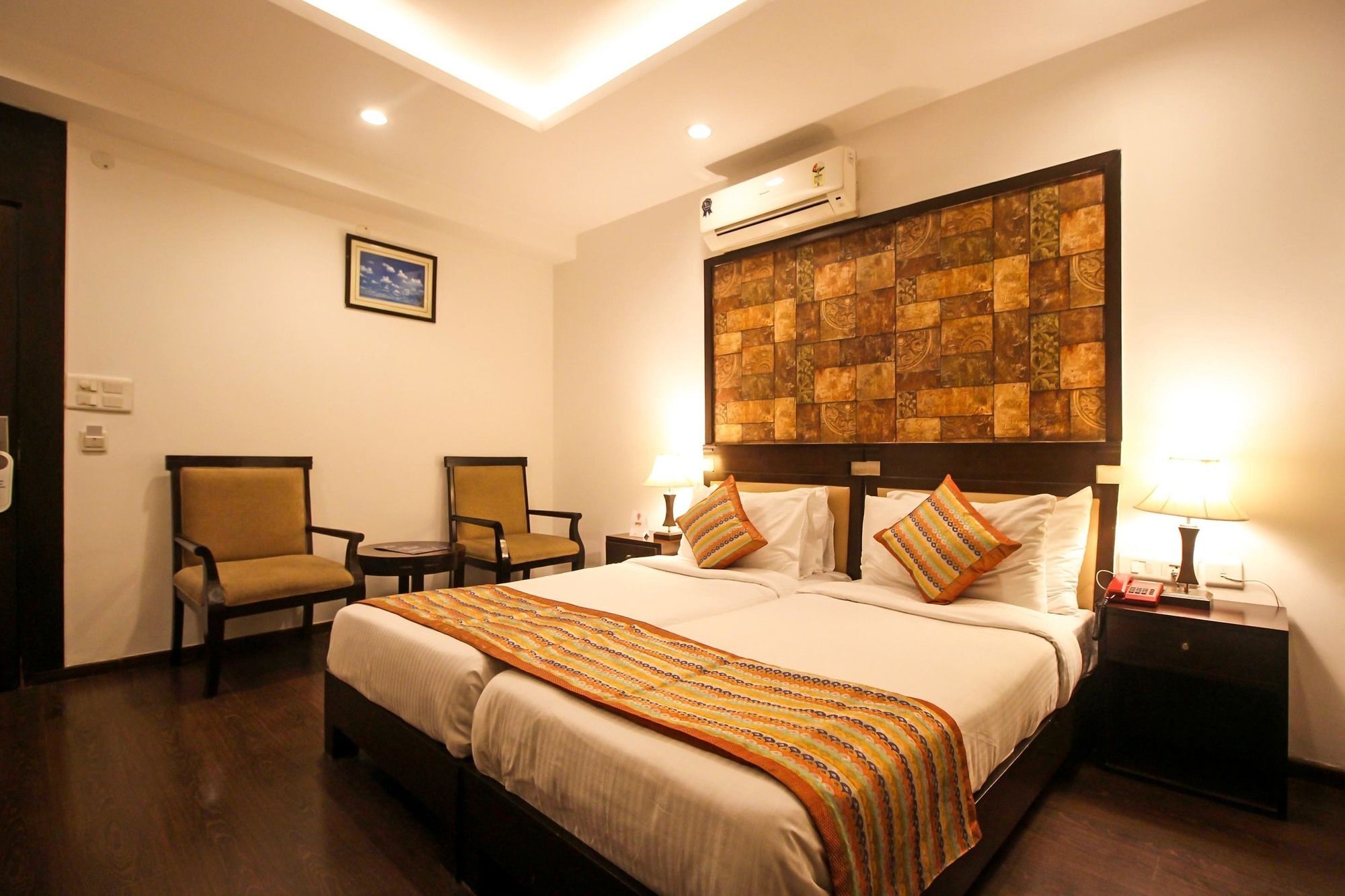 Oyo 9841 The Vivir 1 Hotell Noida Exteriör bild
